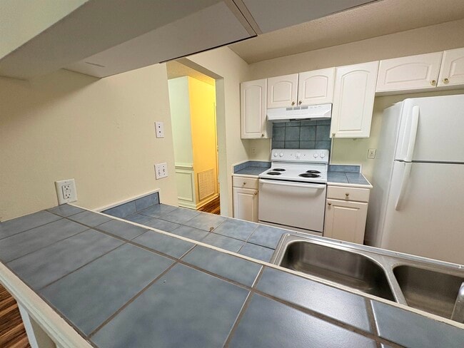 Building Photo - 2534 Emerald Ridge Loop