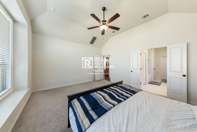 Building Photo - 2105 Bonavista Wy