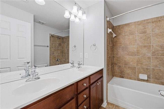 Building Photo - 2117 Wylmoor Way