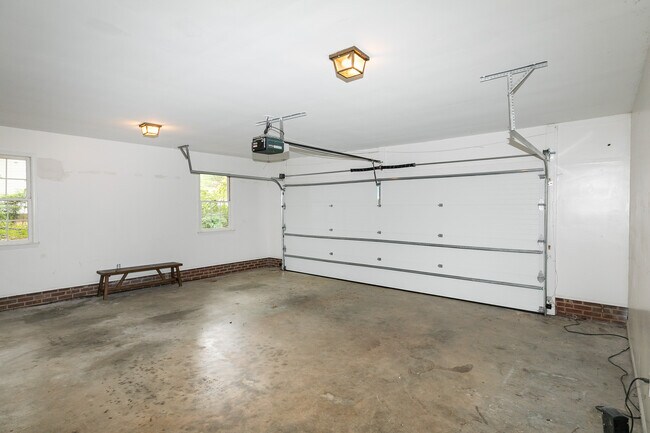 2 Car Garage - 6208 Bent Fork Cir