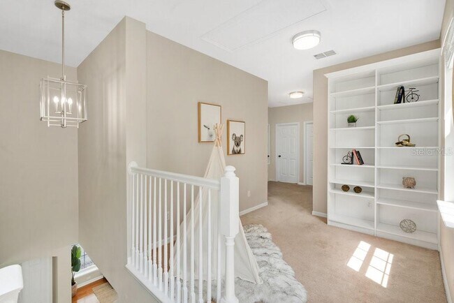 Building Photo - 1131 Indigo Dr