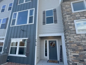 Building Photo - 7919 Shiloh Mesa Dr