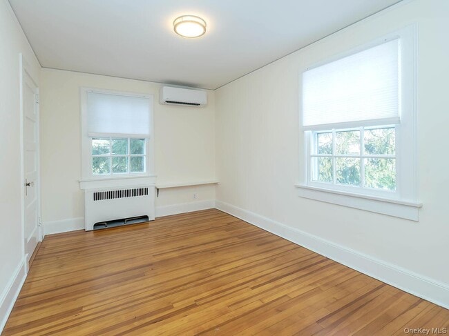 Building Photo - 7 Kissam Ln