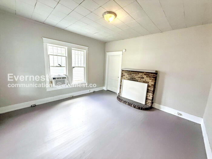 Building Photo - 224 72nd St N