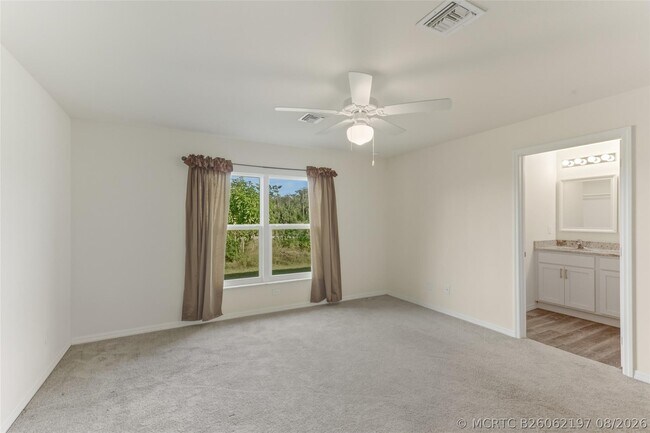 Building Photo - 8007 Royal Ct