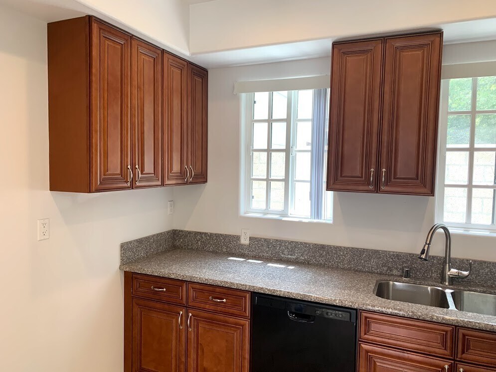 Building Photo - 1423 Franklin St