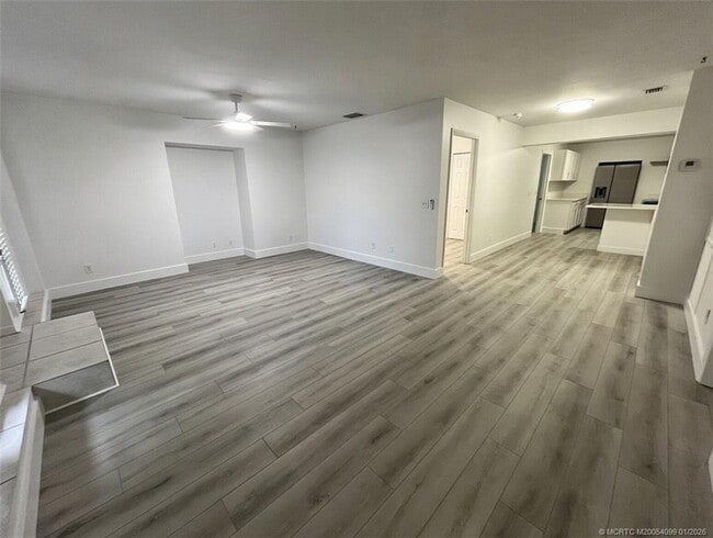 Building Photo - 808 SW 33rd St