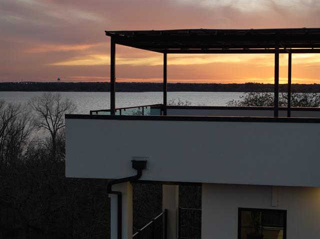 Building Photo - 1230 Oak View Ct