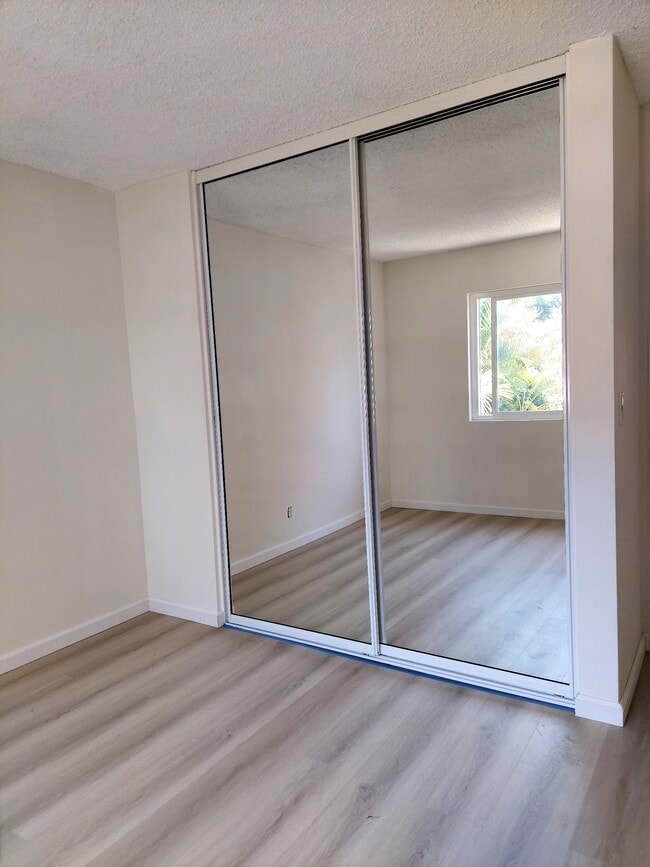 Building Photo - 15702 Sunburst Ln