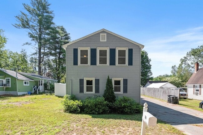 Building Photo - 36 Lark St