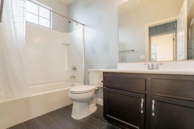 Building Photo - Verrado Living - 4 Bedrooms & 3 Baths!