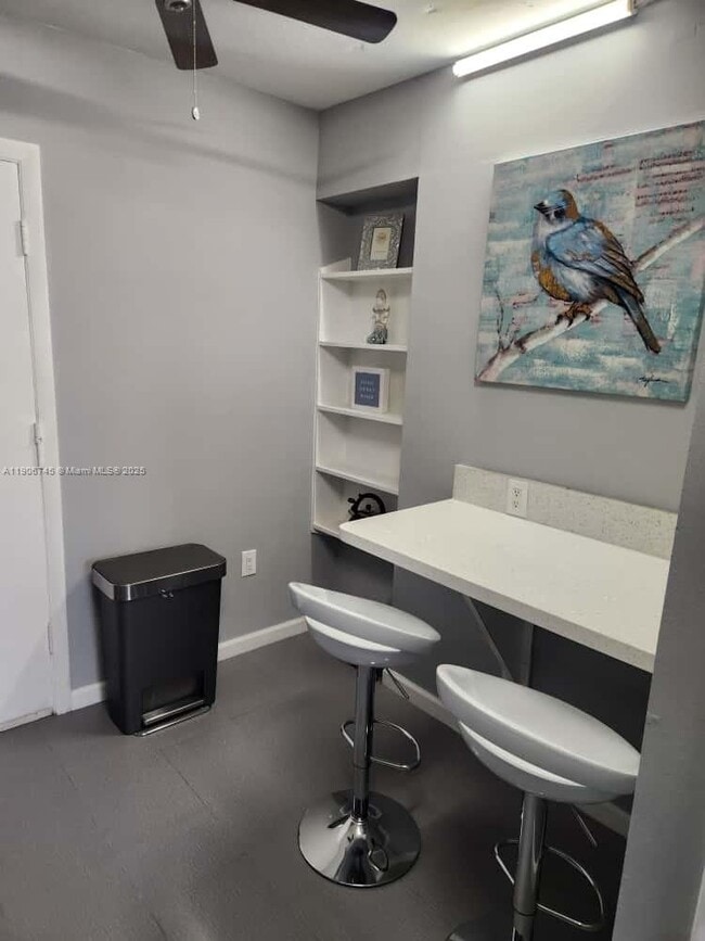 Building Photo - 1080 94th St