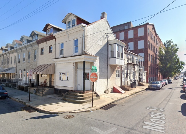 Building Photo - 920 Marion St