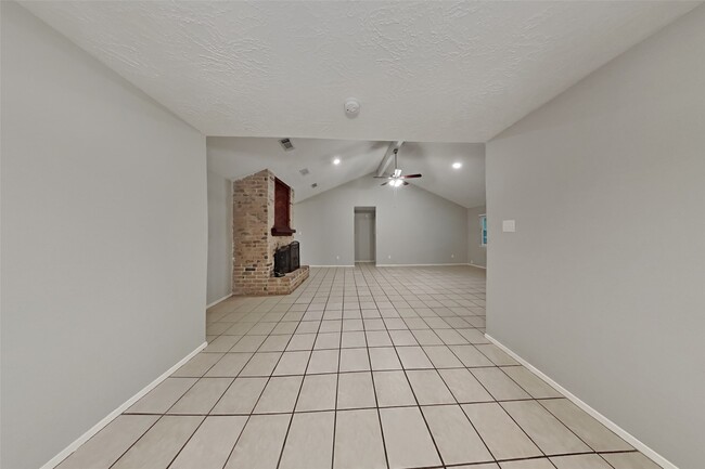 Building Photo - 19403 Westhaven Dr