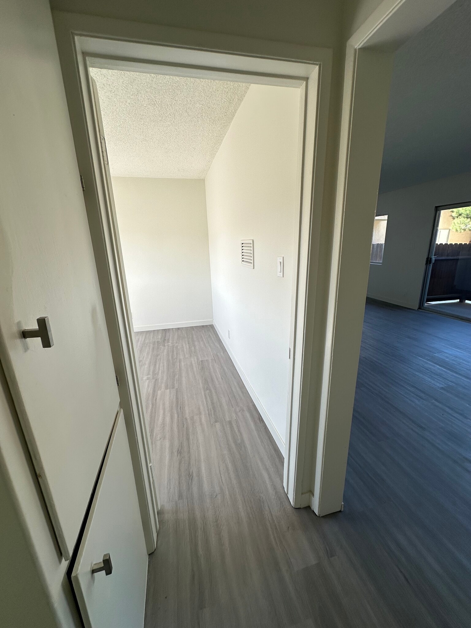 Apt 7 - 4785 Don Miguel Dr