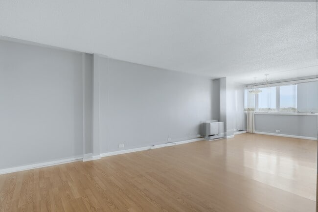 Building Photo - 2225 Buchtel Blvd S