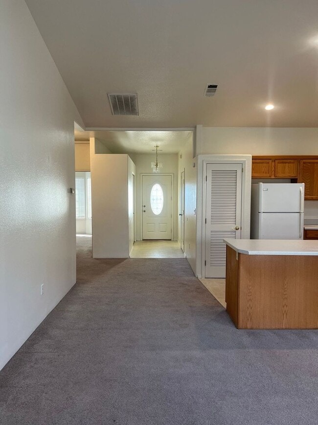 Building Photo - 3984-3988 Arrowhead Dr