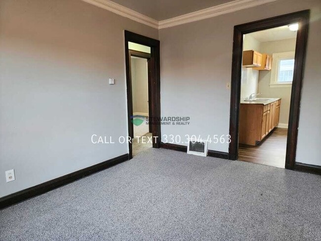 Building Photo - 916-918 Peckham St.-918