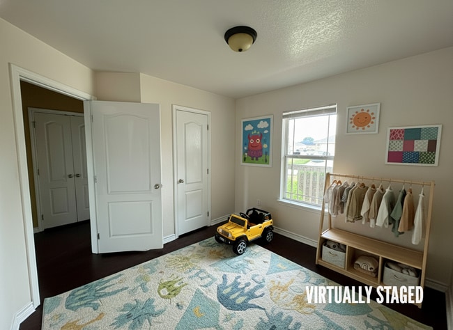 Building Photo - 9600 Diana Dr