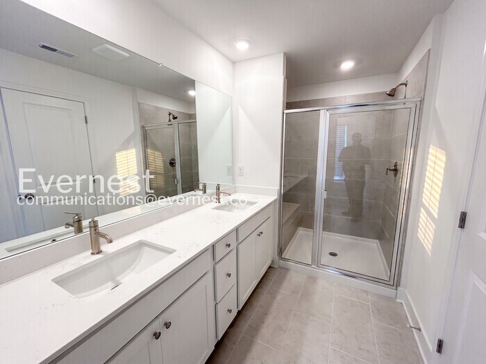 Building Photo - 2535 Superus Ct