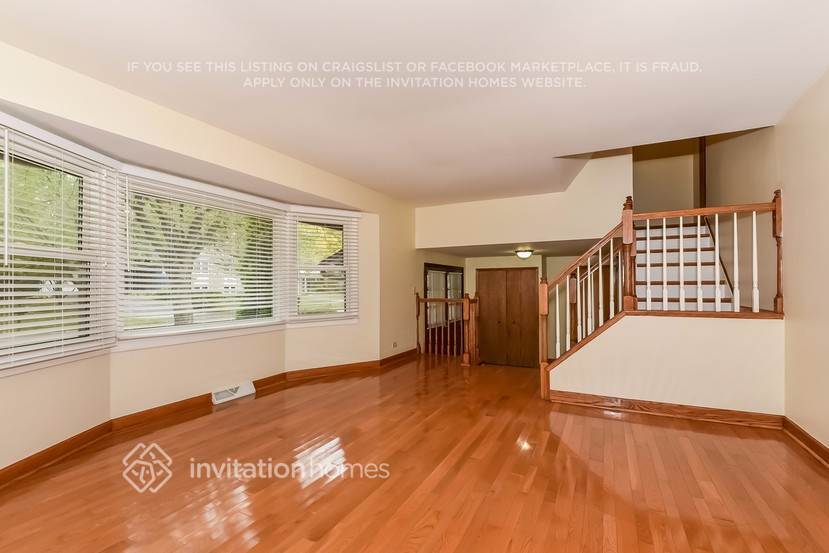 Building Photo - 410 Langford Dr