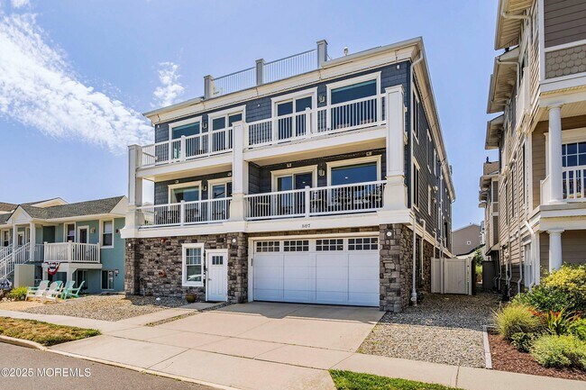 Building Photo - 807 Ocean Ave