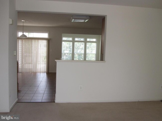 Building Photo - 2106 Harrow Dr