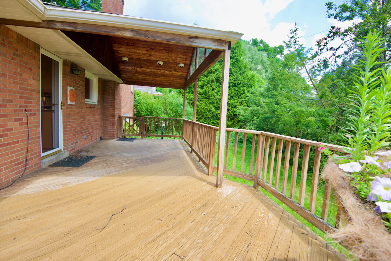 Building Photo - 1149 Sunrise Dr