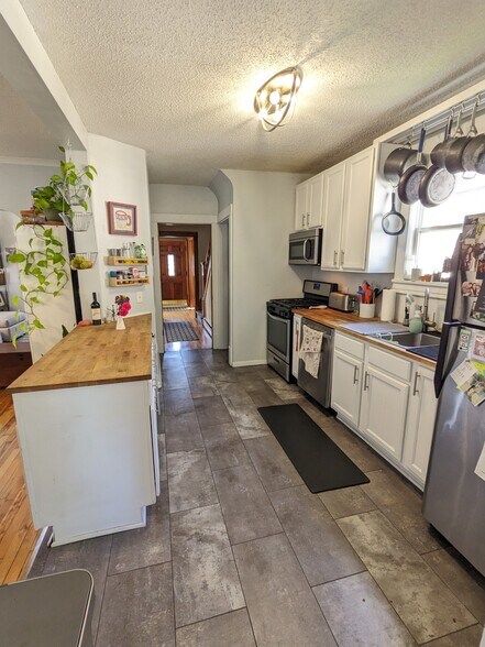 Building Photo - 3623 Lyndale Ave S