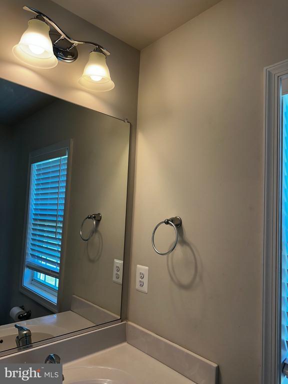 Building Photo - 4203 Flanders Ct
