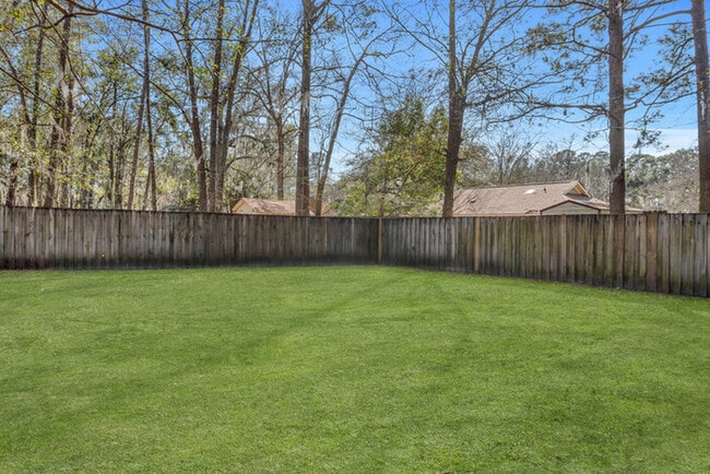 Building Photo - 207 Whittington Dr