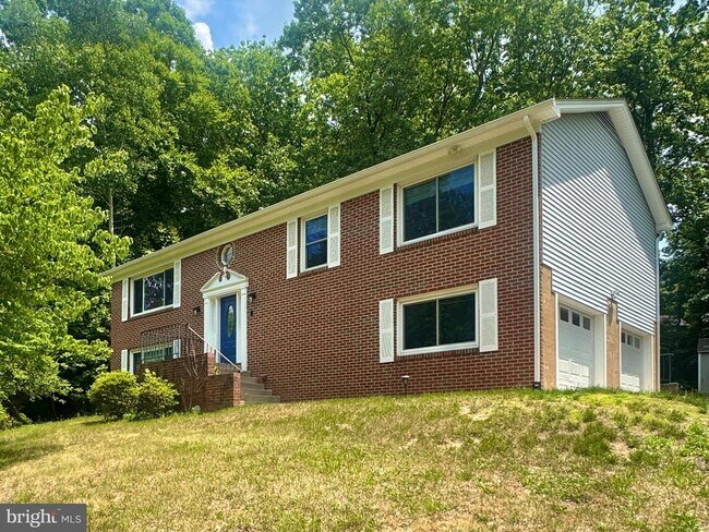 Building Photo - 148 Coal Landing Rd