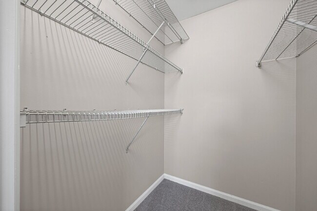 Building Photo - "Charming 2-Bed Townhome with Modern Comforts in Fort Mill – Your Cozy Retreat Awaits!"