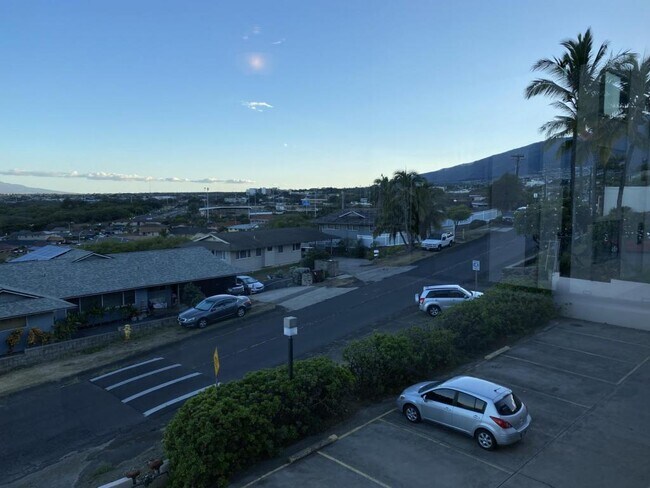 Building Photo - 495 Liholiho Street, Mount Thomas 204