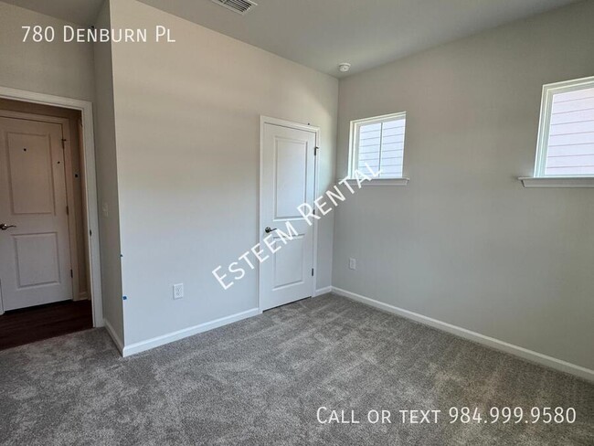 Building Photo - 780 Denburn Pl