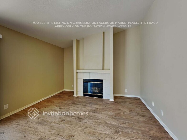 Building Photo - 39537 Silverberry Ct