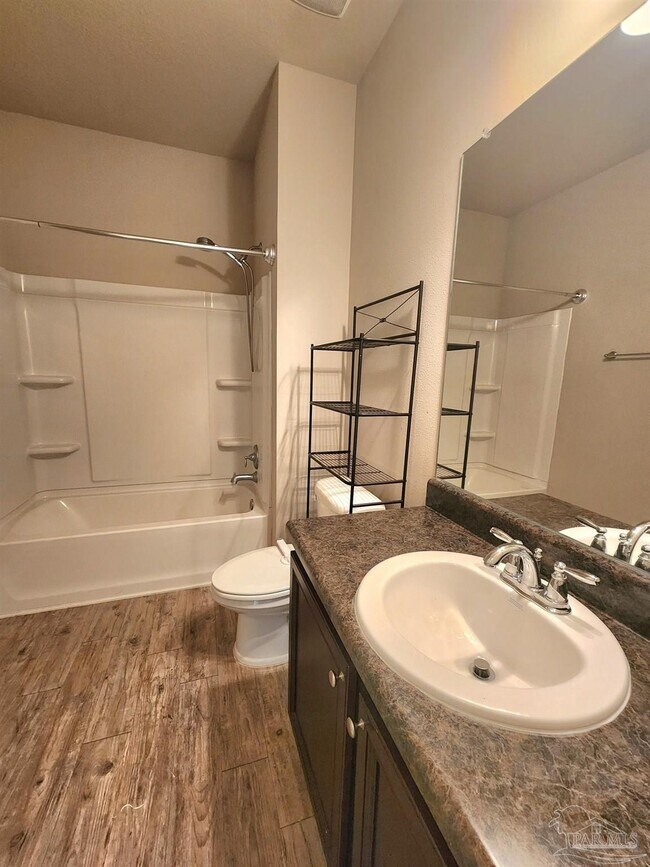 Building Photo - 8609 Bucklebury Dr