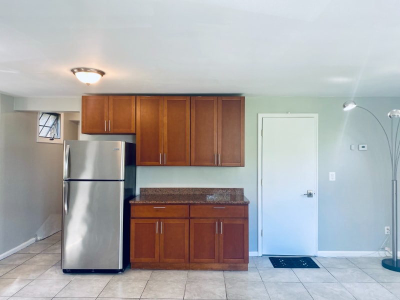 Building Photo - 28 Kenilworth Rd