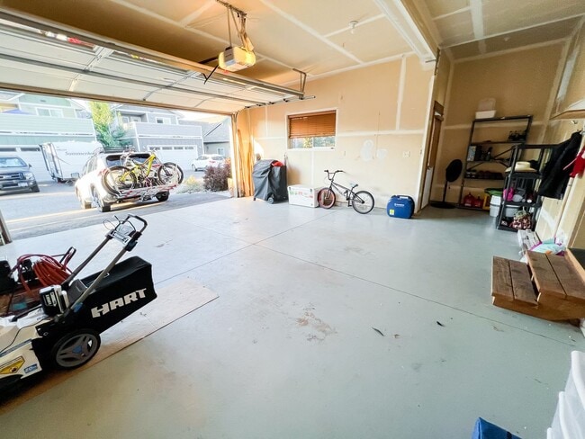 Building Photo - Charming Downtown Retreat: A Unique Blend of Urban Living and Montana Charm in Bozeman