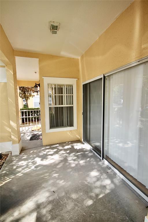 Building Photo - 913 Arbor Lakes Cir