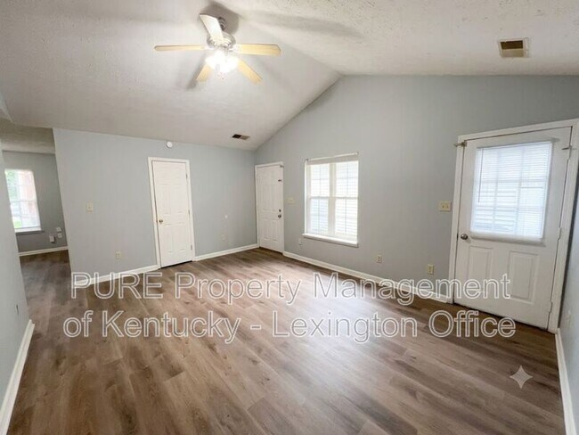 Building Photo - 1034 Marshall Park Dr