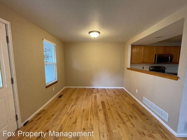 Building Photo - 3 br, 3 bath House - 302 Owl Drive