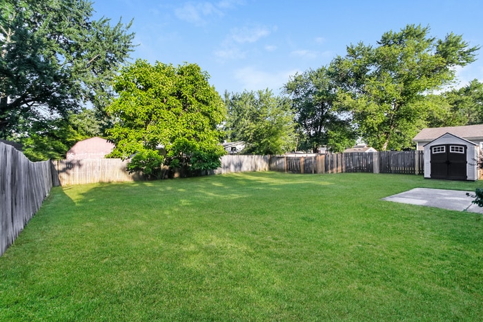 Building Photo - 990 Sheffield Dr