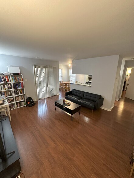 Building Photo - 11700 Olde English Dr