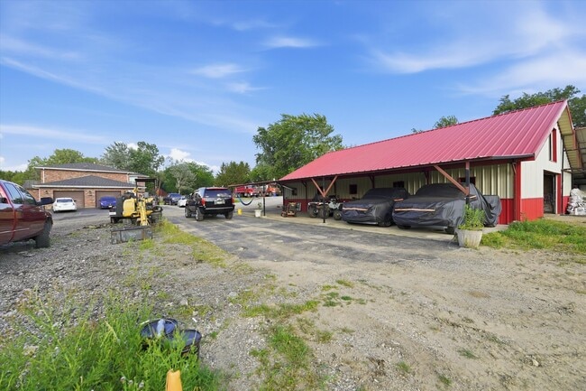 Building Photo - 25821 S Willow Creek Ln