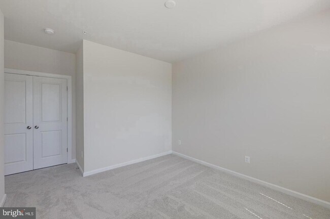 Building Photo - 43357 Radford Divide Ter