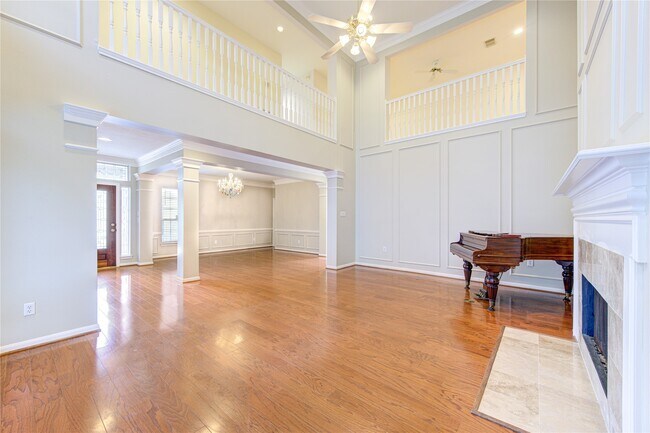 Building Photo - 13915 Aspen Cove Ct