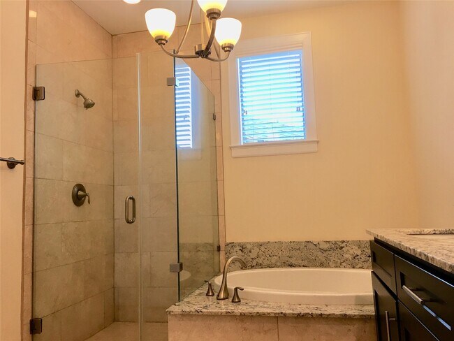 Building Photo - 5433 Kiam St