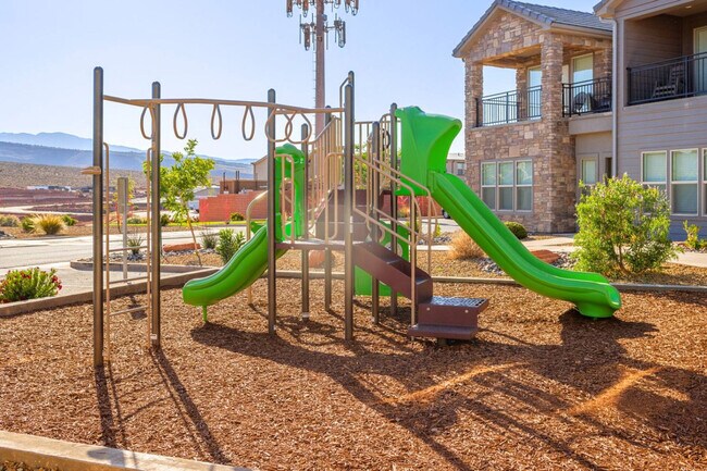 Building Photo - 350 W Old Hwy