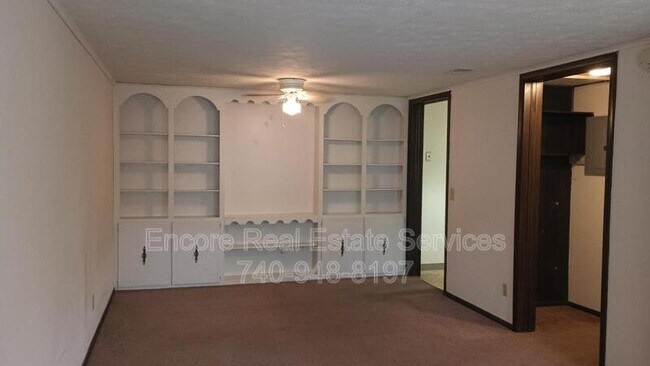 Building Photo - 883 N 21st St